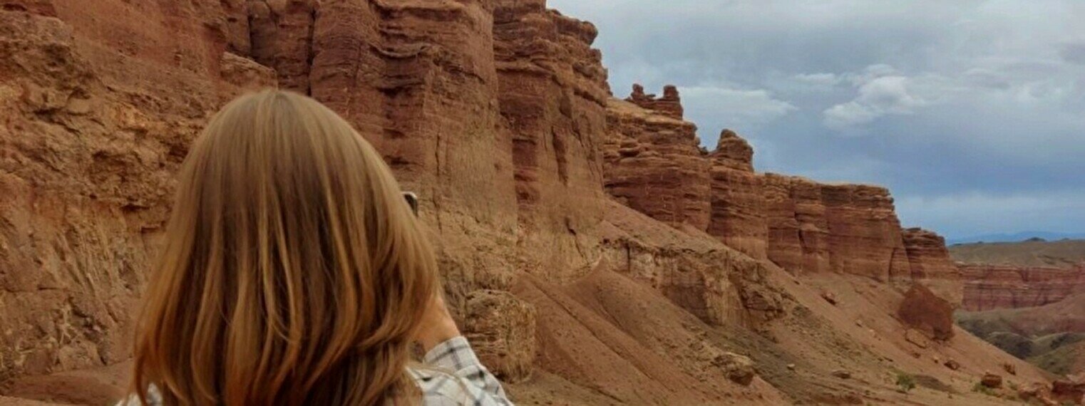 Индивидуальный тур на ночь в горы с посещением озёр Кольсай и Каинды, а также Чарынского, Черного и Лунного каньонов в —