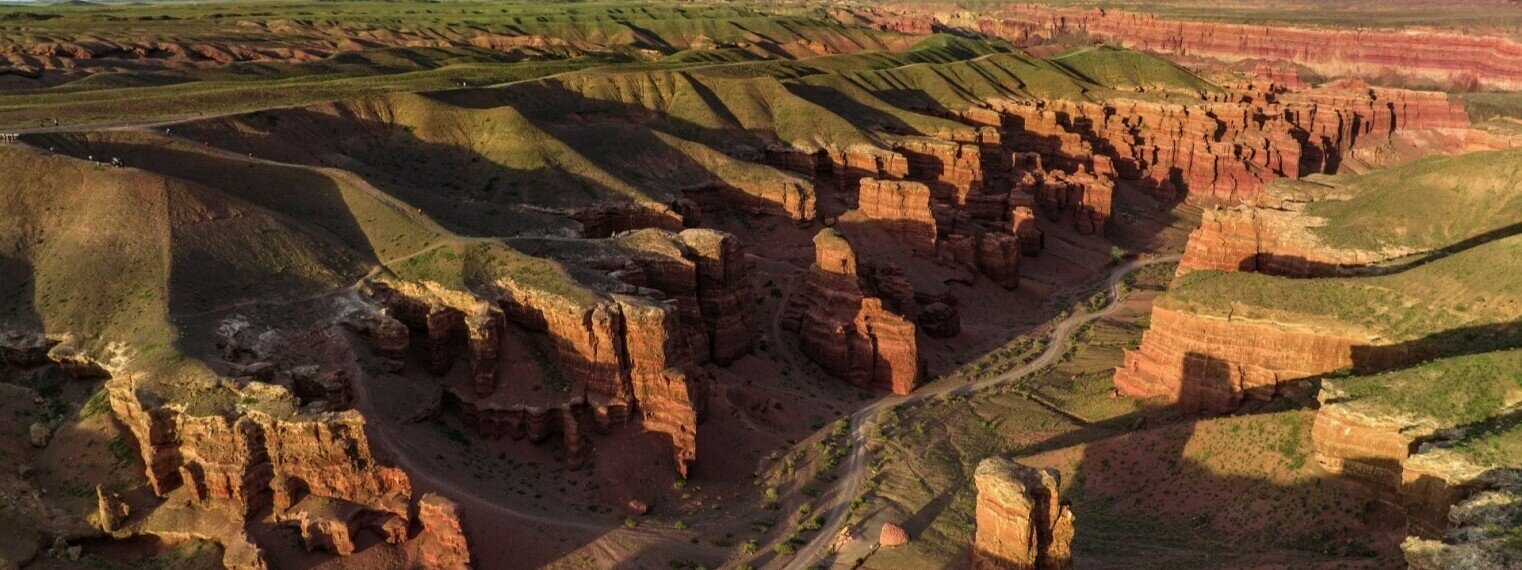 Тур «Чарынский каньон, Черный и Лунный каньоны» в —