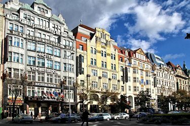 Ambassador Zlata Husa в Алматы