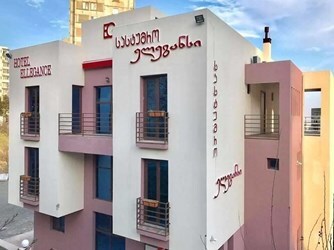 Elegance Hotel в Алматы