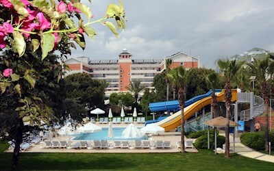 Insula Resort Hotel в Алматы