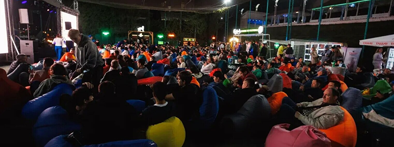 Трансляция Финала Лиги Чемпионов под открытым небом в Velvet Sport Villa