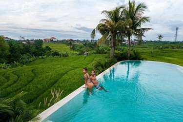 Astera Canggu в Алматы