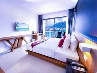 Phoenix Grand Hotel в Алматы