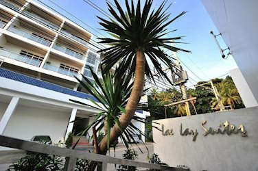 Lae Lay Suites Resort