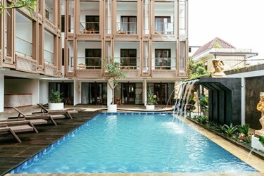 Nadi Hotel Legian в Алматы