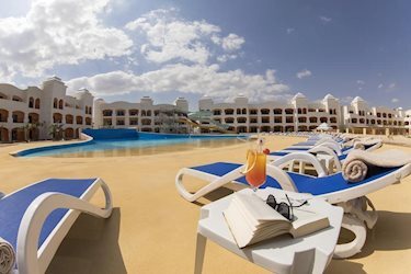 Naama Waves Hotel в Алматы