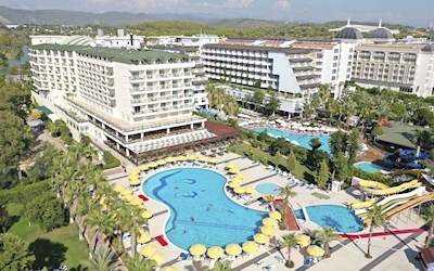 Perre Delta Hotel Resort & SPA