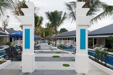Tuana Hotels Brook Resort & Villas.